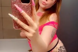 THICK WHITE GIRL LOOKING FOR FUN🩷 TWO GIRLS👯 ONLY IN TOWN FOR COUPLE DAYS - Image 11