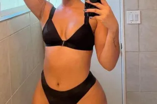 LATINA AVAILABLE 24/7 - Image 2